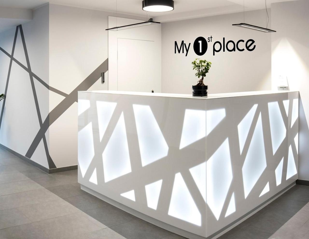 My 1St Place Poznan Aparthotel Екстериор снимка