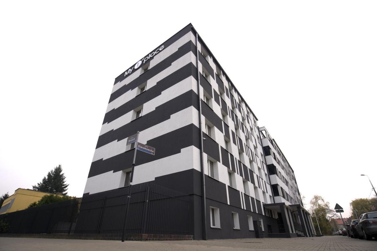 My 1St Place Poznan Aparthotel Екстериор снимка