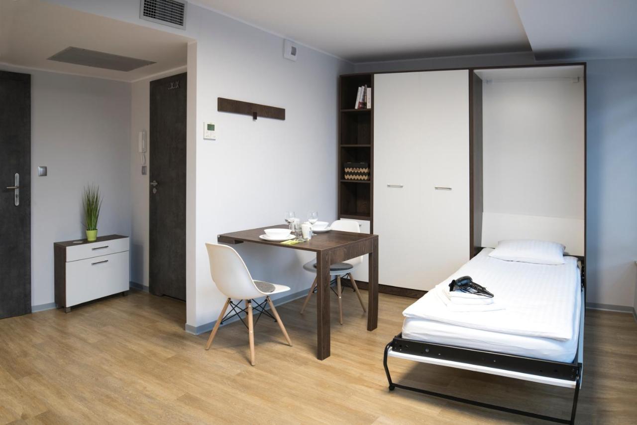 My 1St Place Poznan Aparthotel Екстериор снимка