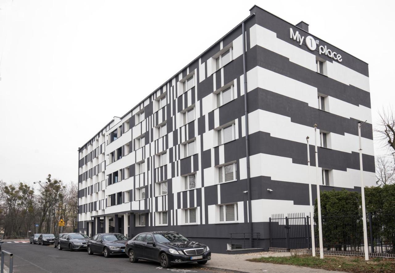 My 1St Place Poznan Aparthotel Екстериор снимка